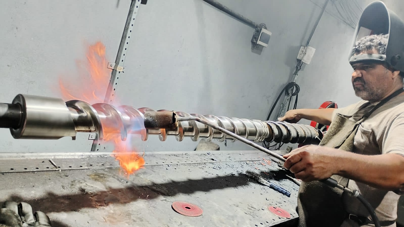 Cilindros para extrusoras de plásticos e polímeros industriais - tratamento térmico